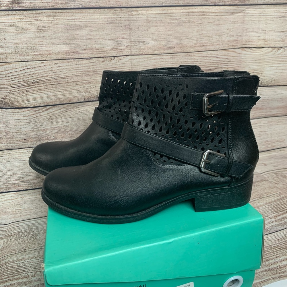 Route 66 Low Rise Boots - Picture 2 of 2